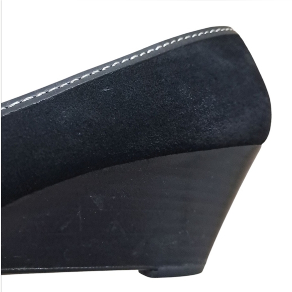 Lauren Ralph Lauren Bernee Black Suede Wedge – Size 10B - Picture 7 of 16